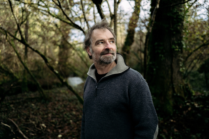 Éric Lenoir, le jardinier punk qui parle aux gnomes 