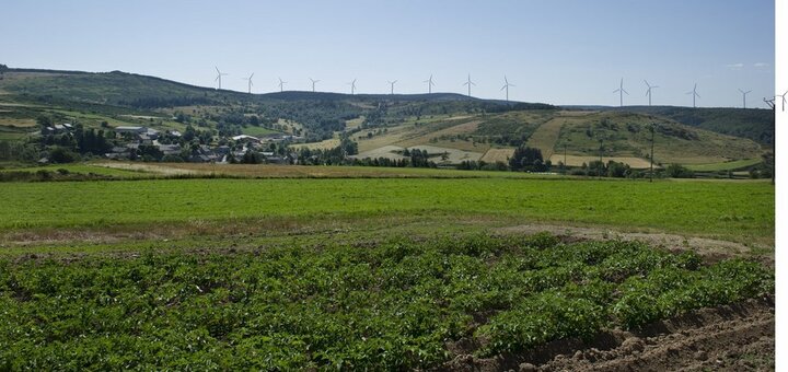 En Lozère, l'impact paysager de l'éolien industriel est caché aux habitants