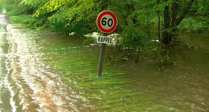 Reporterre sur Nova : A sols maltraités, inondations très trempées