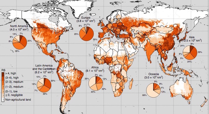 64<small class="fine d-inline"> </small>% des terres agricoles dans le monde sont contaminées par les pesticides