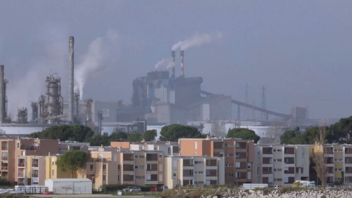 À <span class="caps">LA</span> TÉLÉ - Le scandale sanitaire de Fos-sur-Mer