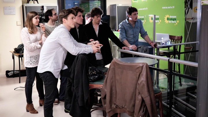 Après les élections. Placé joue le <span class="caps">PS</span>, l'alliance des écologistes et du Front de gauche se dessine