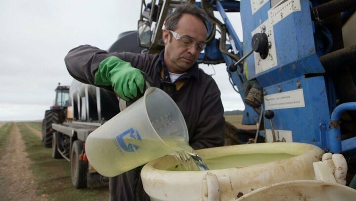 [À <span class="caps">LA</span> TÉLÉ] Dans la Beauce, avec les agriculteurs adeptes du glyphosate