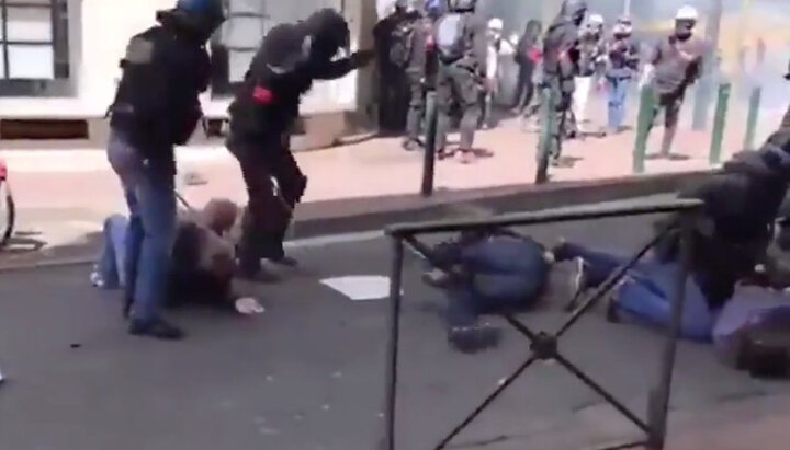 La manifestation pour la liberté de manifester brutalement empêchée à Toulouse