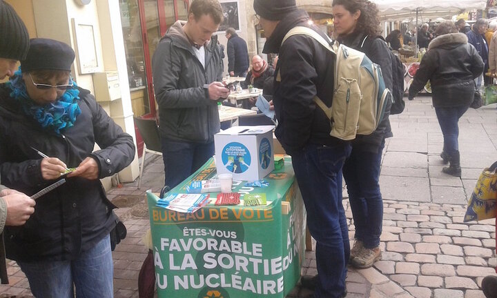 Plus de 300.000 personnes ont participé à la votation de la France insoumise sur le nucléaire