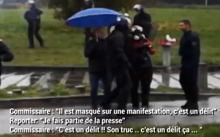 Un journaliste convoqué à Besançon pour avoir porté un masque de protection contre les gaz