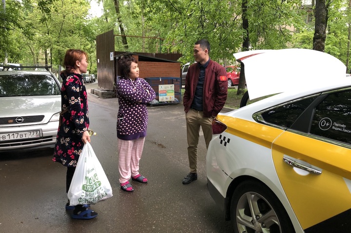 En Russie, la pandémie a plongé les travailleurs migrants dans la mouise