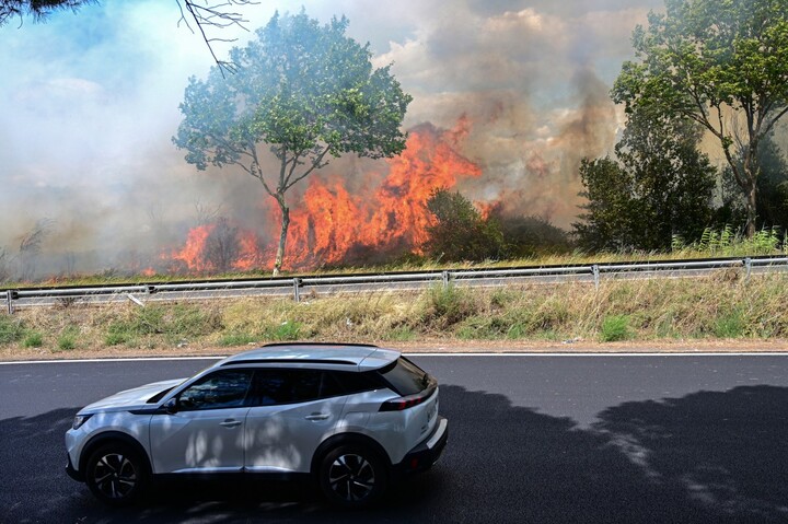 Feux de forêt : à quoi s'attendre dans une France à 4 °C<small class="fine d-inline"> </small>? 
