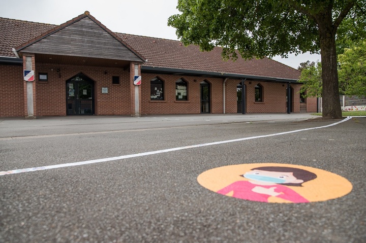 Réouverture des écoles : les mesures préconisées sont «<small class="fine d-inline"> </small>inhumaines<small class="fine d-inline"> </small>» 