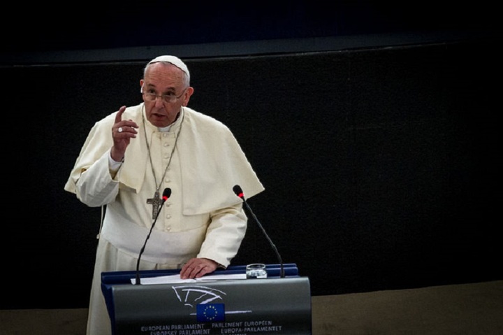 Le pape François prépare son encyclique sur l'écologie et le changement climatique