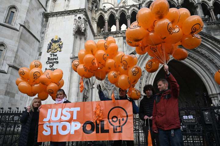 Just Stop Oil met fin à ses actions : succès ou désaveu pour le mouvement écologiste<small class="fine d-inline"> </small>? 