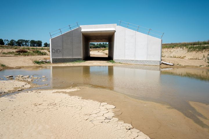 Sur le tracé de l'A69, entre malfaçons et retards de construction