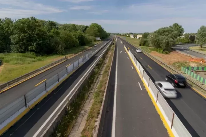 Entre promoteurs d'autoroutes et associations, l'écart abyssal des bilans carbone