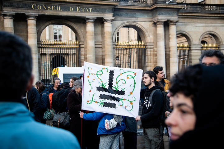 «<small class="fine d-inline"> </small>Et paf<small class="fine d-inline"> </small>!<small class="fine d-inline"> </small>» Les Soulèvements de la Terre fêtent leur victoire