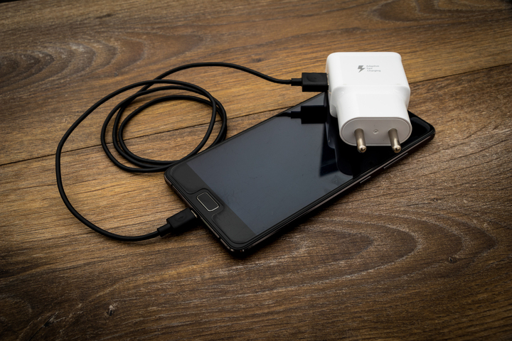 Le chargeur universel pour les appareils électroniques devient obligatoire