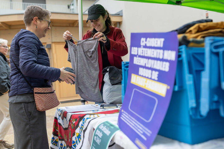 Sous les dons, la débâcle : comment la fast-fashion asphyxie les ressourceries