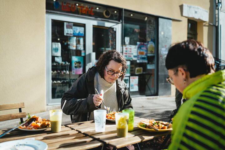 Prix libre et légumes bio : ce tiers-lieu nourrit les étudiants précaires