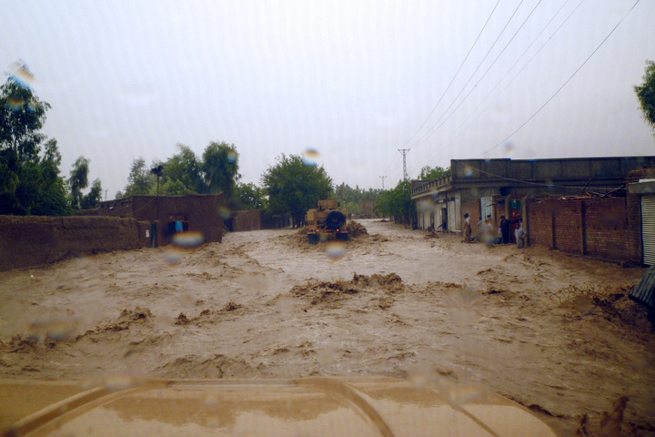 Au moins 300 morts dans des inondations en Afghanistan