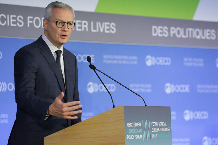Le gouvernement prévoit de retirer un nouveau milliard d'euros à la transition écologique