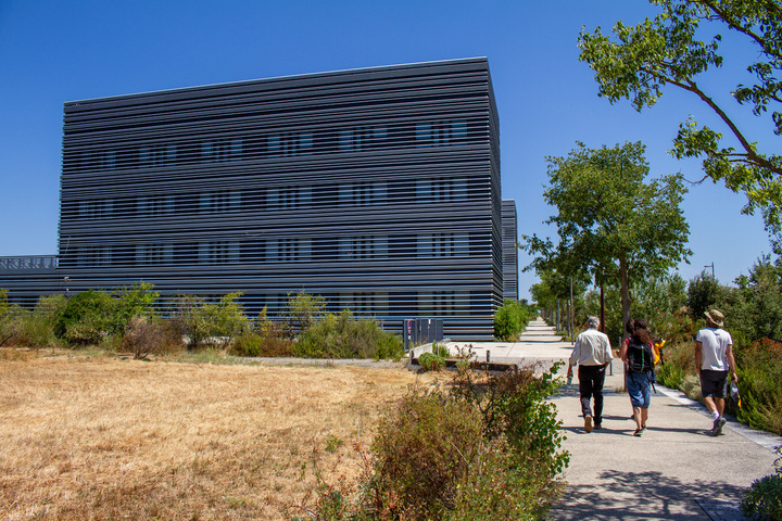 Un projet de data center à 1,5 milliard d'euros suspendu par la justice