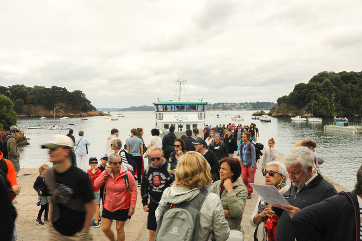 Trop de touristes<small class="fine d-inline"> </small>? L'Île-de-Bréhat instaure un quota