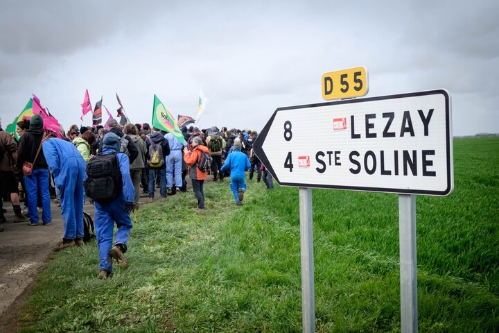 Sainte-Soline, trois ans après : «<small class="fine d-inline"> </small>Nous n'offrirons pas l'oubli<small class="fine d-inline"> </small>»