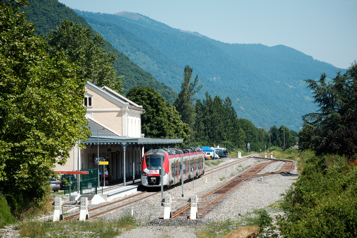 Quand une ligne de train renaît... sur fond de désengagement de l'État