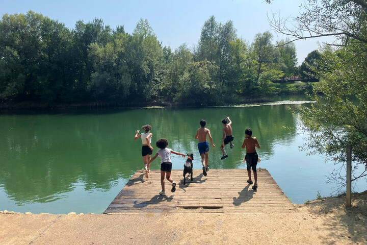 Canicule : en quête de fraîcheur, des baigneurs s'exposent à la noyade
