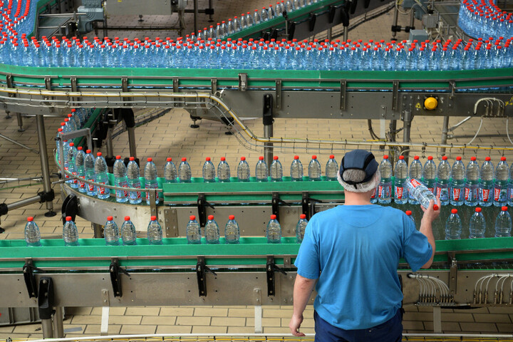 Fraude sur les eaux minérales : «<small class="fine d-inline"> </small>Nestlé Waters sort le chéquier, et s'en tire<small class="fine d-inline"> </small>»