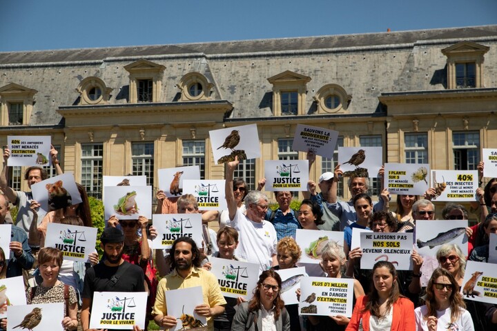 L'État va-t-il être contraint à agir contre les pesticides<small class="fine d-inline"> </small>?