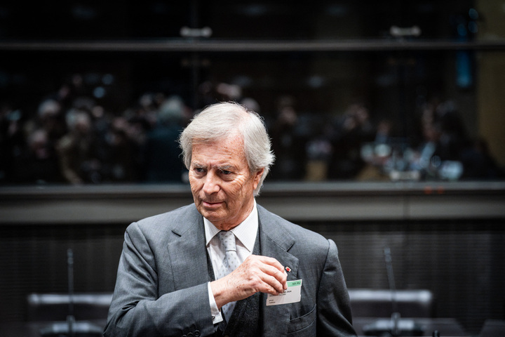 «<small class="fine d-inline"> </small>Désarmer Bolloré<small class="fine d-inline"> </small>» : les collectifs écologistes ciblent l'extrême droite