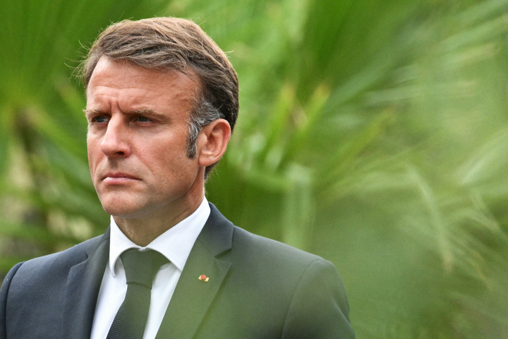 «<small class="fine d-inline"> </small>Emmanuel Macron veut tout faire pour éviter un gouvernement de gauche<small class="fine d-inline"> </small>»