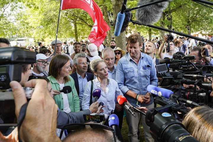 Castets à Matignon, Les Écologistes y croient dur comme vert