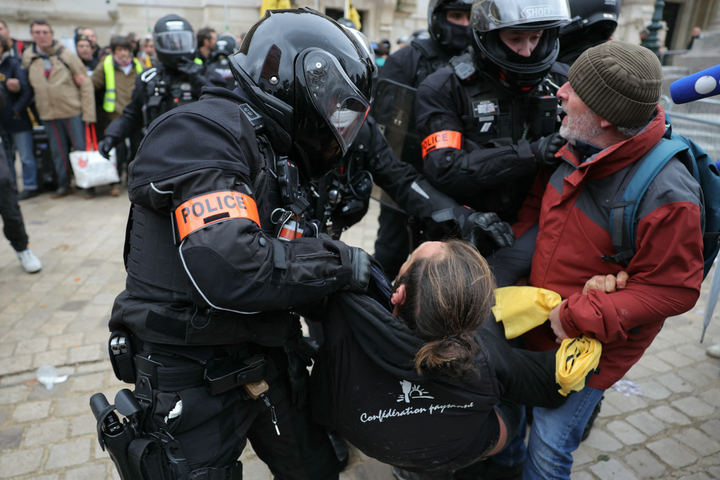 Violemment arrêtés, des paysans dénoncent le «<small class="fine d-inline"> </small>deux poids, deux mesures<small class="fine d-inline"> </small>» entre syndicats agricoles