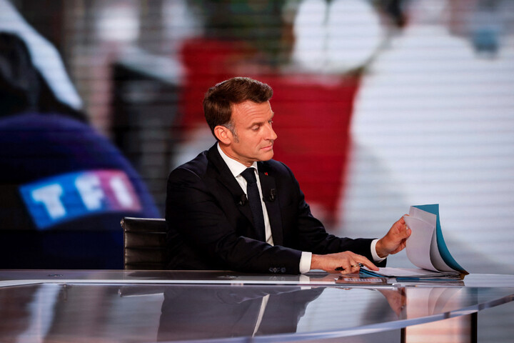 Sur <span class="caps">TF1</span>, Macron zappe encore l'écologie
