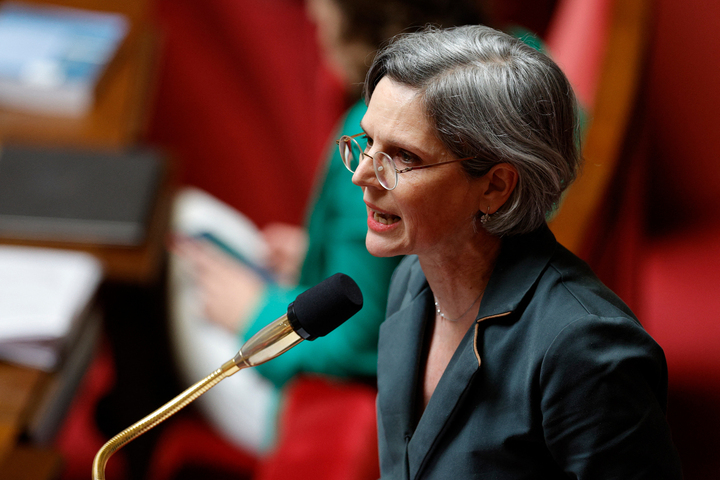 Sandrine Rousseau veut acheter une maison en Bretagne, la Coordination rurale la menace