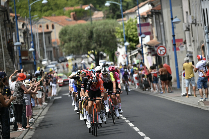 Le Tour de France, un parcours parsemé de luttes
