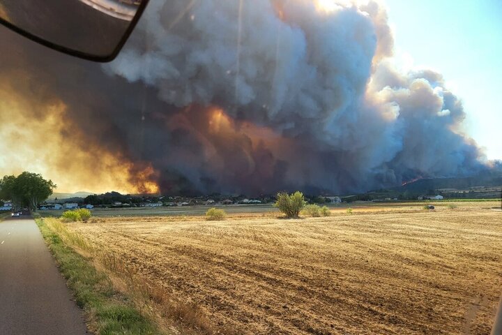 «<small class="fine d-inline"> </small>Du jamais-vu<small class="fine d-inline"> </small>» : pourquoi l'incendie dans l'Aude s'est propagé si vite