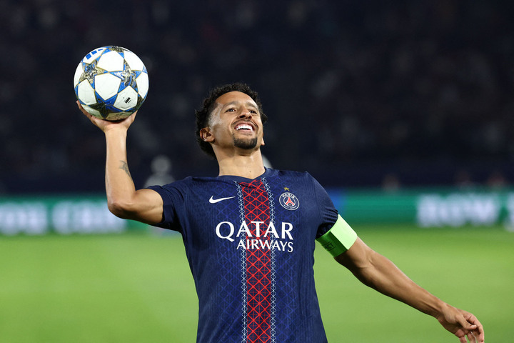 Report du match <span class="caps">OM</span>-<span class="caps">PSG</span> : les Parisiens prennent 4 fois l'avion en 2 jours