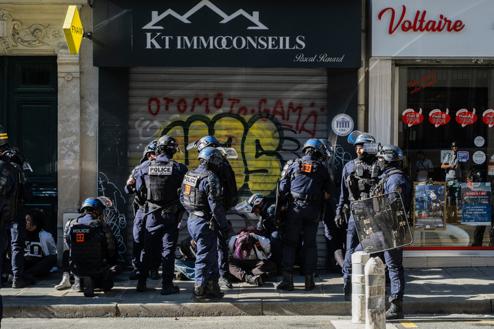 Violences policières : des chiffres inédits accablent la police des polices