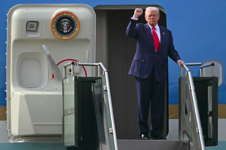 Trump annonce avoir «<small class="fine d-inline"> </small>gagné la guerre contre le canular du changement climatique<small class="fine d-inline"> </small>»