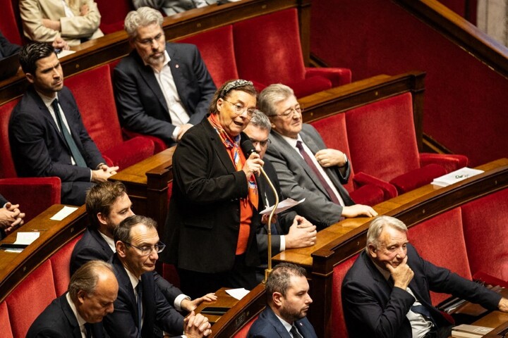 Loi Duplomb : un médecin convoqué à la gendarmerie pour un post Facebook, après la plainte d'une députée <span class="caps">RN</span> 