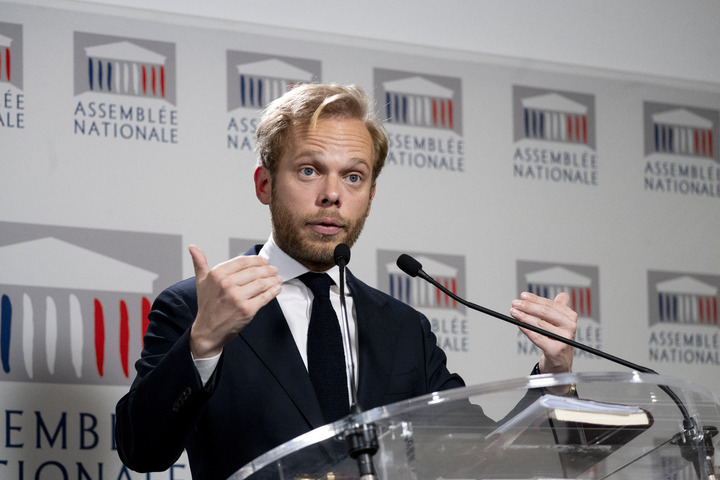 Audiovisuel public : «<small class="fine d-inline"> </small>Les contenus environnementaux sont déjà le parent pauvre de l'information<small class="fine d-inline"> </small>»