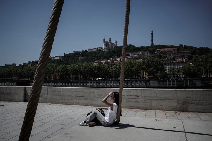 Jusqu'à 39 °C attendus : la vague de chaleur s'intensifie et s'étend