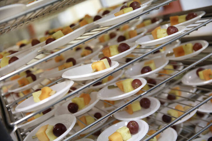 La fin des barquettes en plastique dans les cantines est décidée à Strasbourg