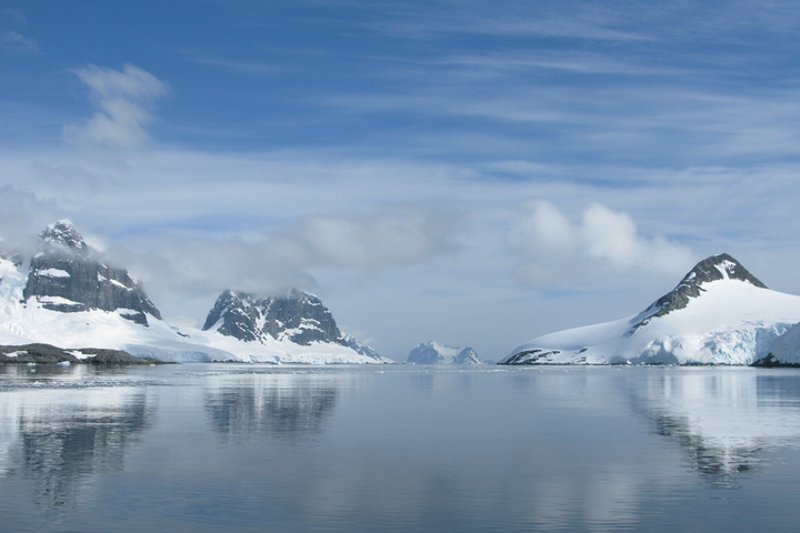 L'Antarctique est pollué par les microplastiques, révèle Greenpeace