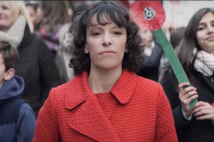 L'Appel des coquelicots en vidéo et en musique, avec Emily Loizeau 