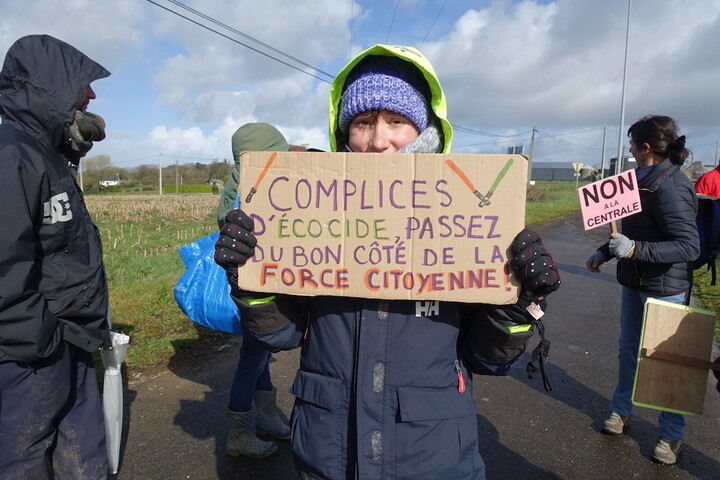 Levée de boucliers contre le projet de centrale au gaz de Landivisiau