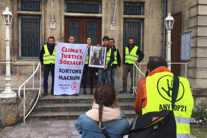 Un 35<sup class="typo_exposants">e</sup> portrait «<small class="fine d-inline"> </small>réquisitionné<small class="fine d-inline"> </small>» à Bègles par les militants climatiques 