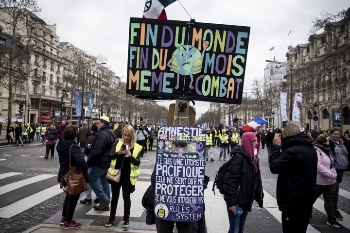 Interpellée le 1<sup class="typo_exposants">er</sup> mai, une manifestante enceinte est menacée d'expulsion